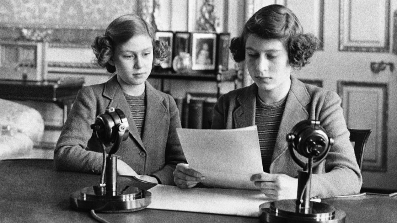 Bagaimana Stasiun Radio Inggris Pertama Diluncurkan